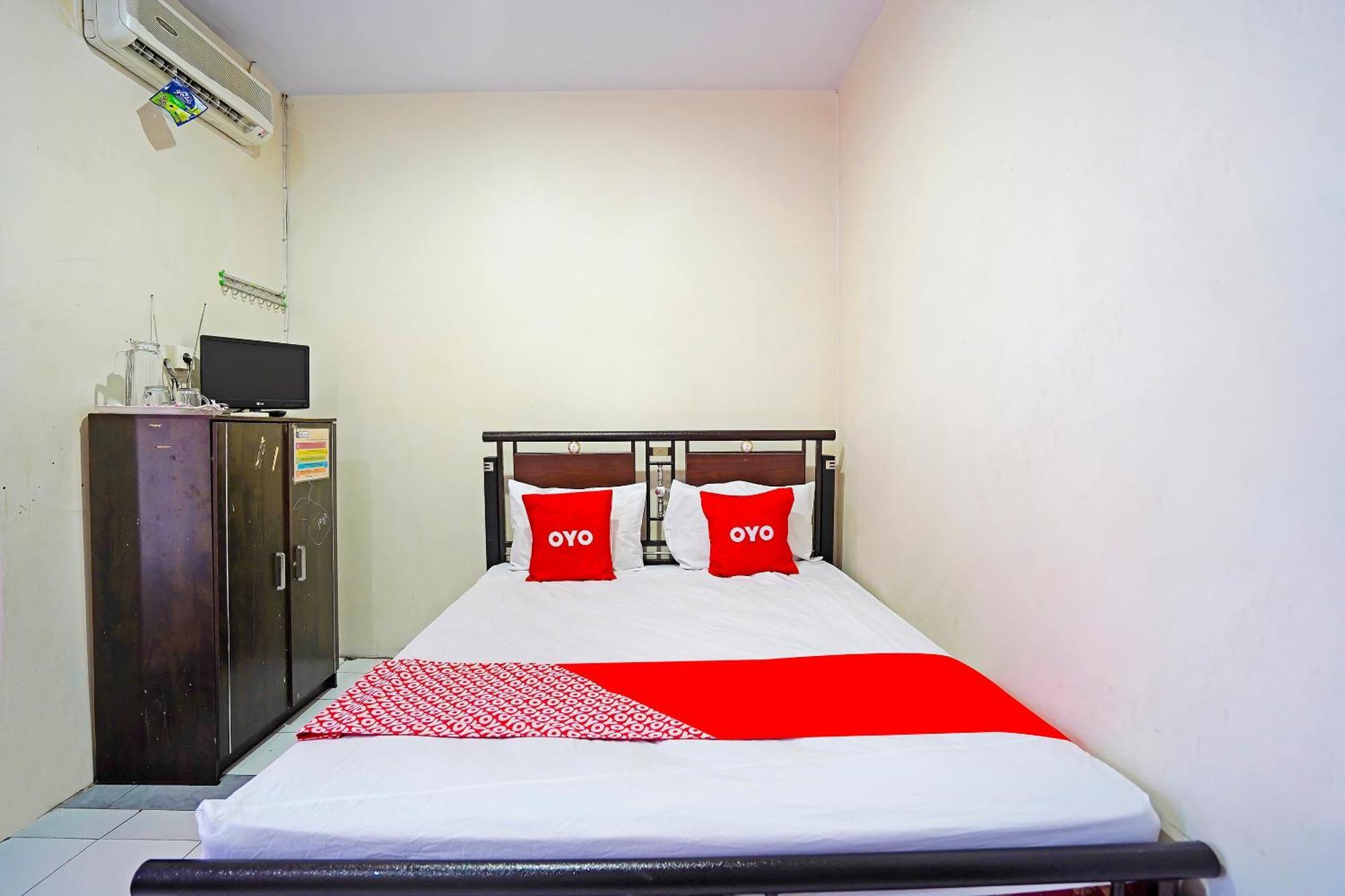 Oyo 91415 De Wijaya Hotel Sidoarjo Bagian luar foto