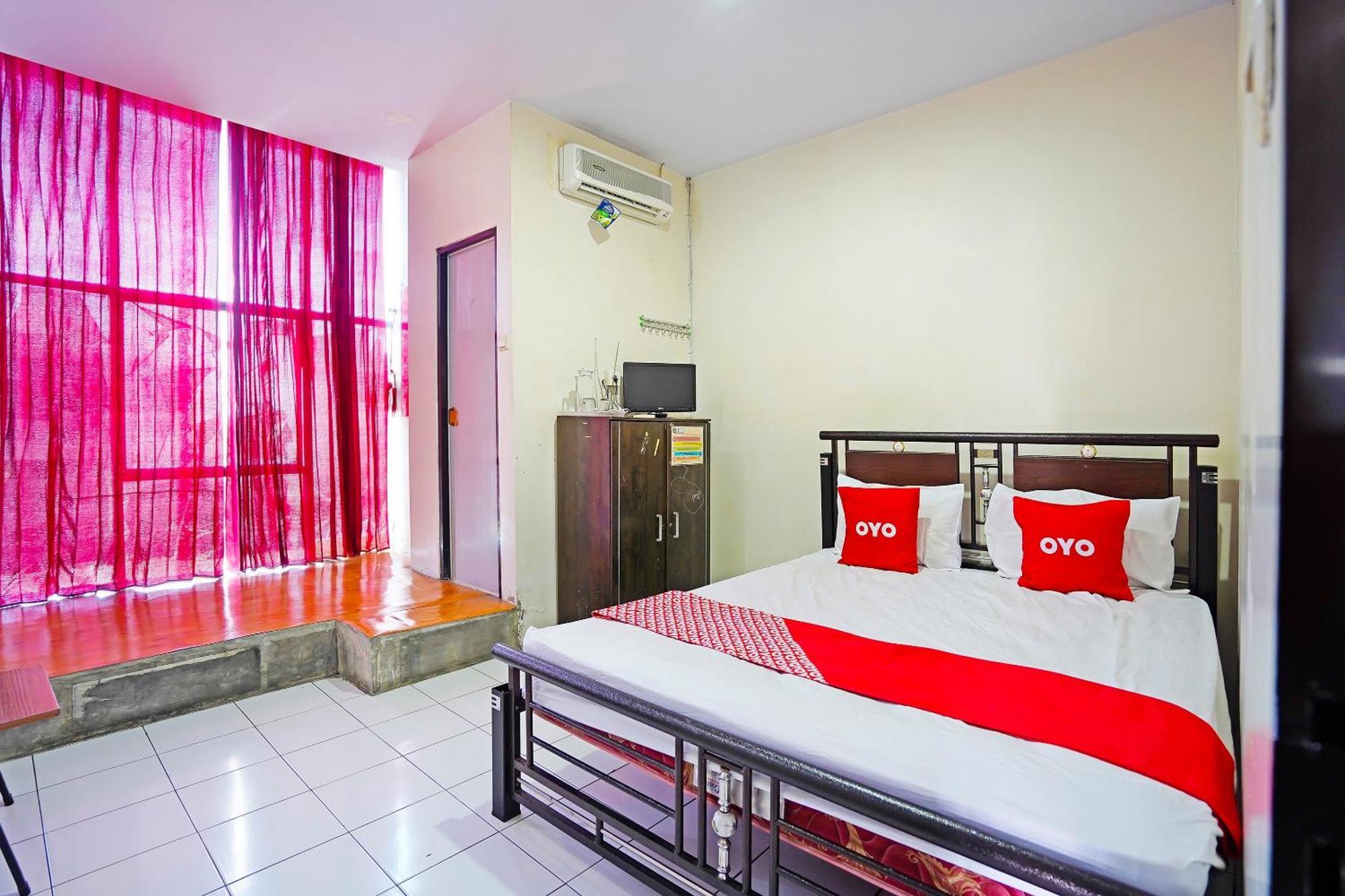 Oyo 91415 De Wijaya Hotel Sidoarjo Bagian luar foto